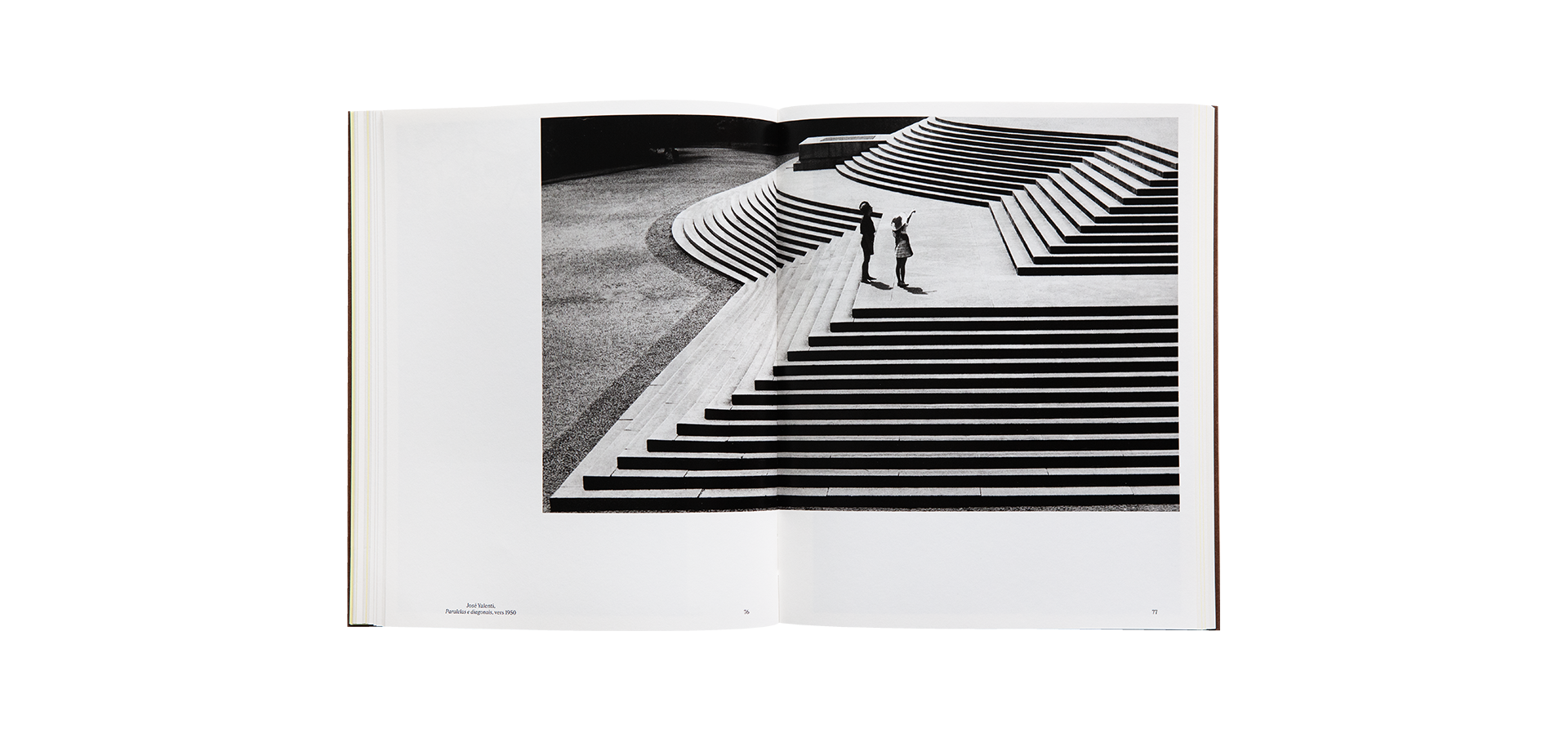 Brazilian Modernist Photography (1939–1964). Construction, deconstruction, reconstruction